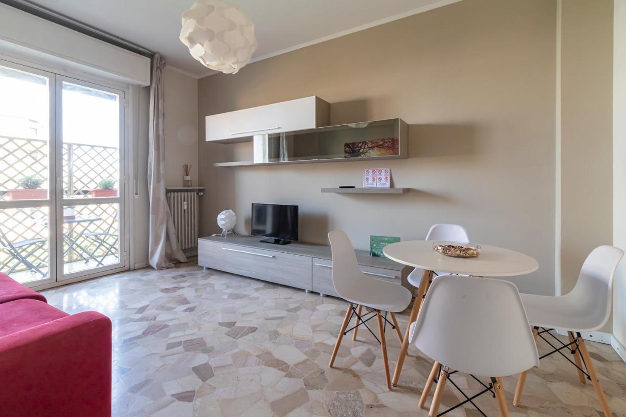 Appartamento Altido Trendy Flat With Balcony, Easy Access To Milan Centre Esterno foto